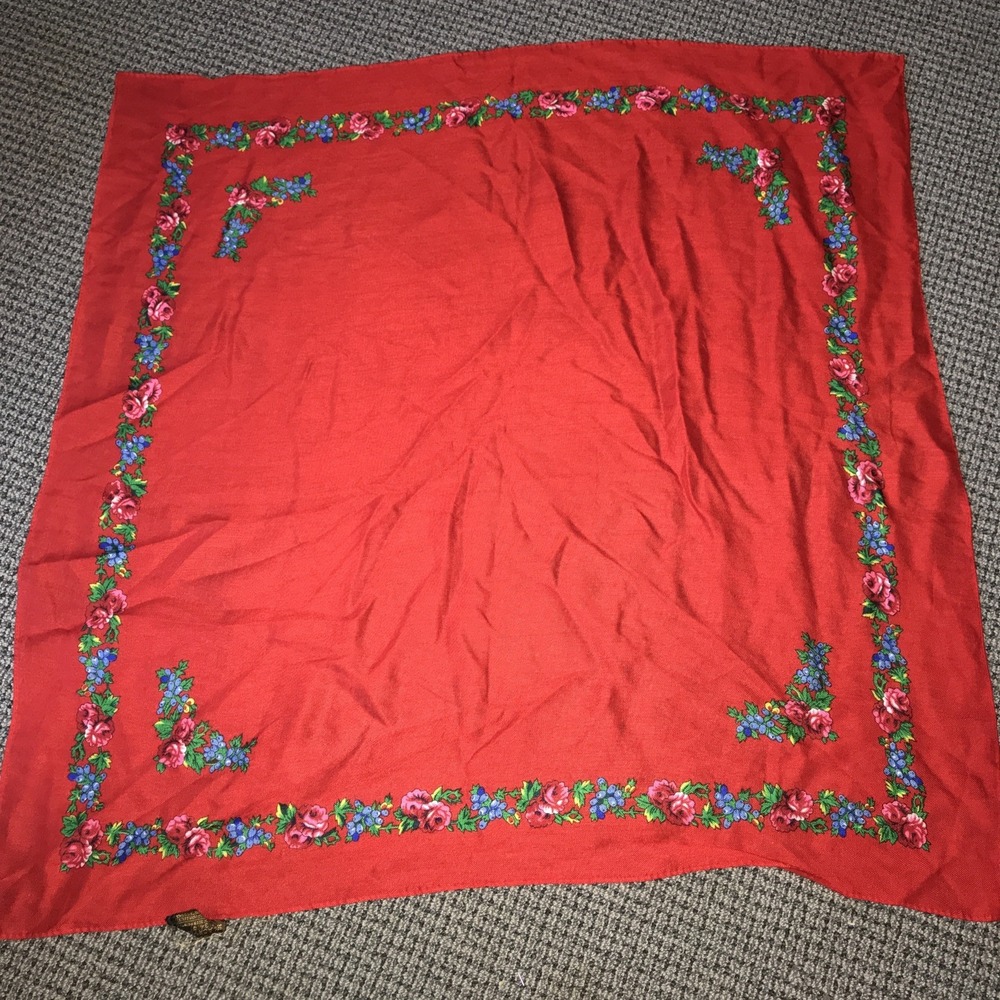 Unbranded Women‎ Red Floral Rose Berry Square Scarf 100% Acrylic 24x24